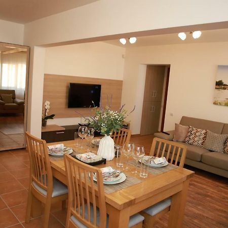Cozy Apartment In Braşov Eksteriør billede